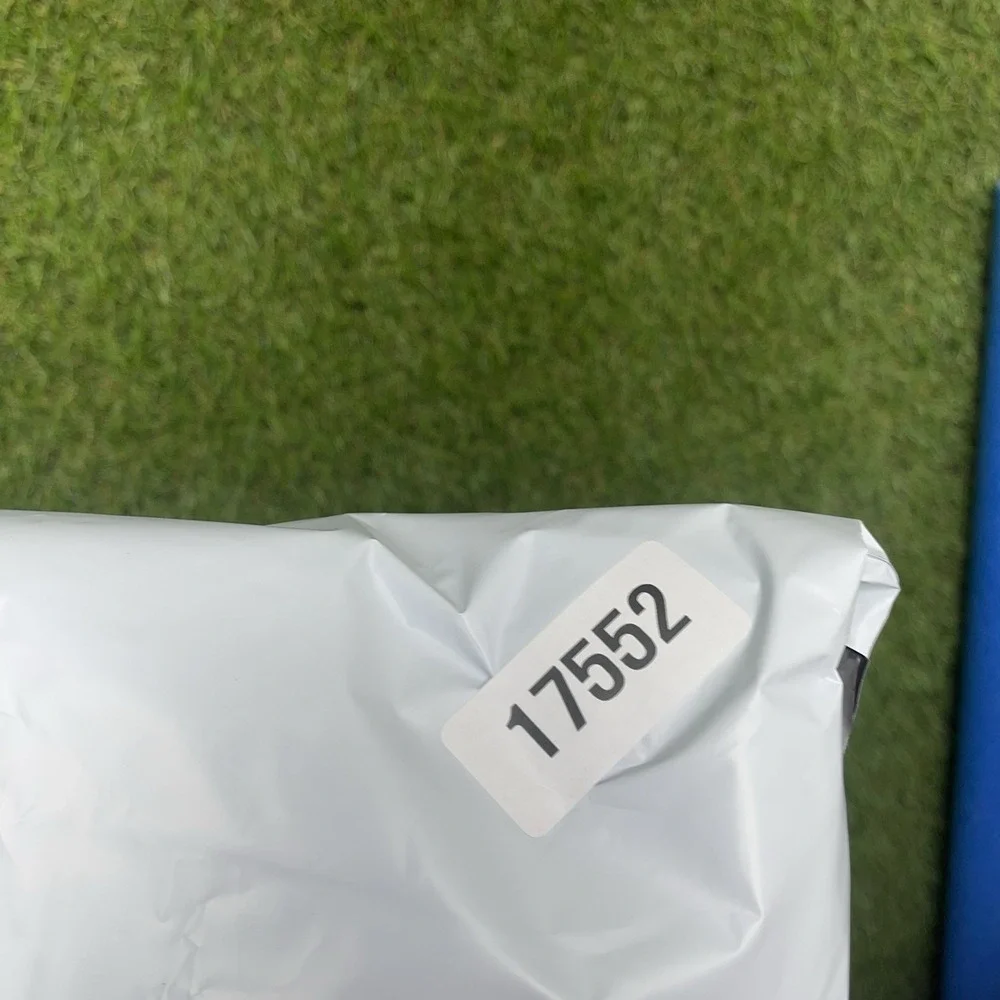 Nike shop confidence
